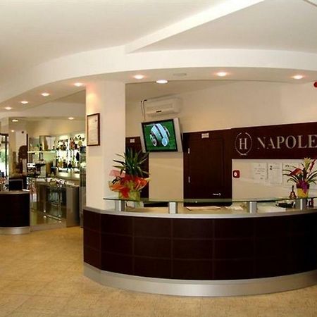 Hotel Napoleon San Mauro Mare Exteriör bild