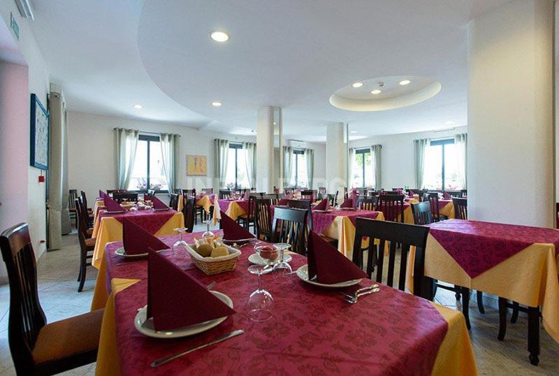 Hotel Napoleon San Mauro Mare Exteriör bild