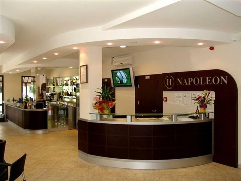 Hotel Napoleon San Mauro Mare Exteriör bild